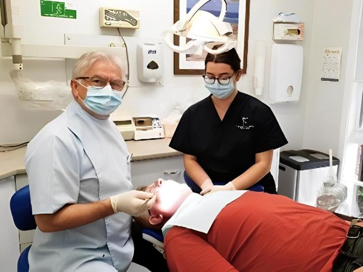 Affordable Dentures Altona Meadows